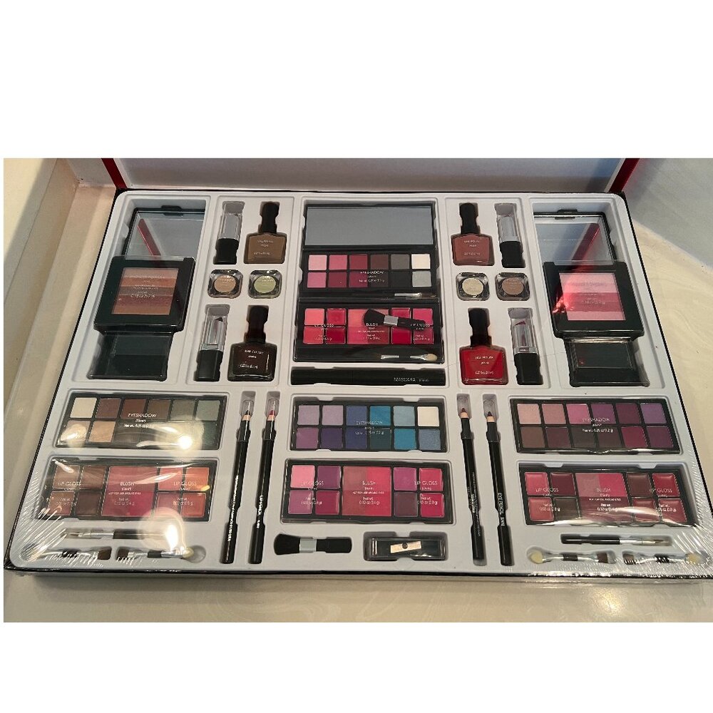 Brand New in unopened red box Splendid color cosmetic collection kits